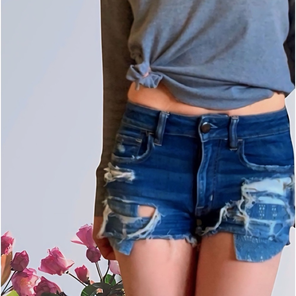 AEO Super Stretch High Rise Shortie Distressed Denim Daisy Dukes Burnout Shorts